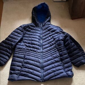 Lands' End Dark Blue Quilted sackable Hooded Jacket